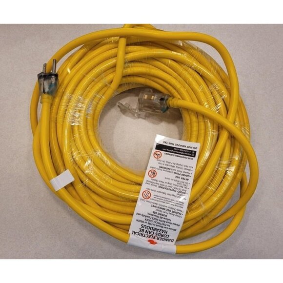 New Outdoor Extension Cord 100 FT Waterproof, 12/3 SJTW Heavy Duty - Picture 1 of 3
